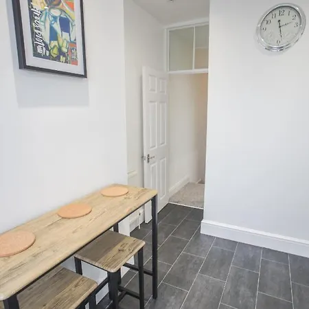20b Ralph Rd Bristol